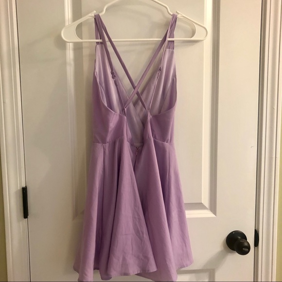 New lavender light purple backless dress - Picture 3 of 3